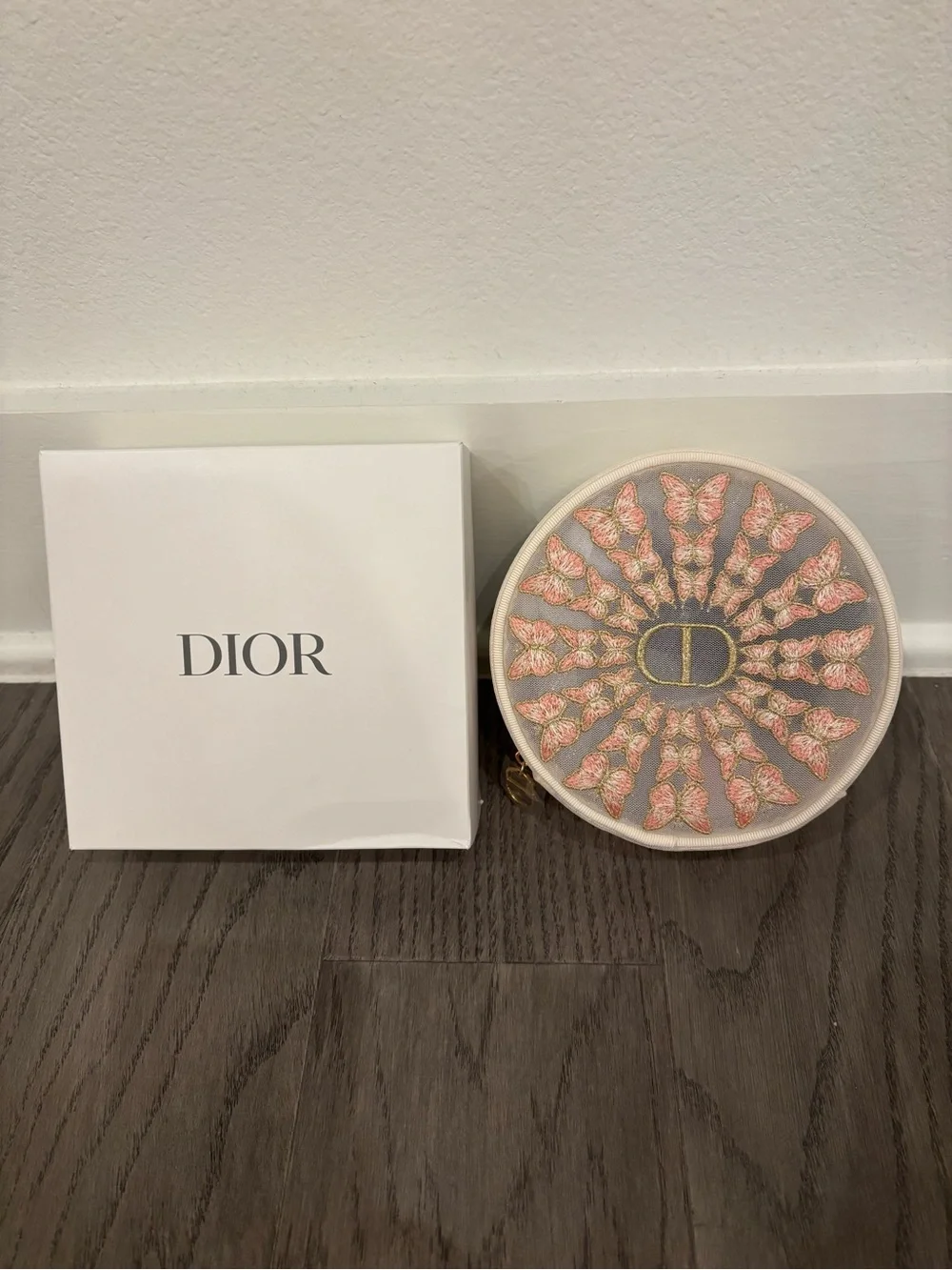 🩷NWT Dior Trousse Butterfly Pouch in Pink and Gold with Lip Maximizer🩷